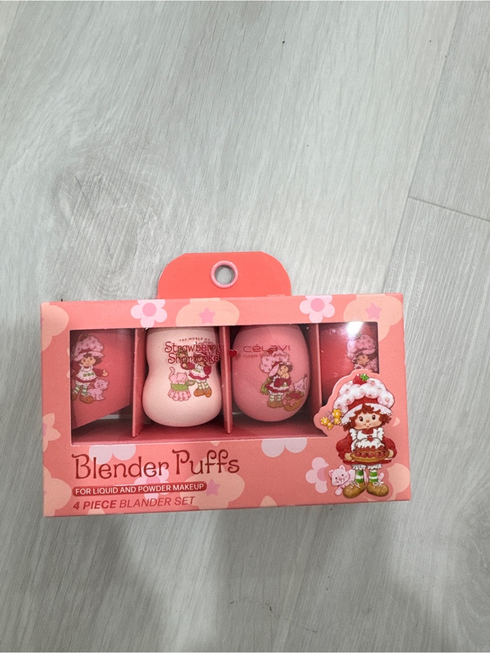 Strawberry shortcake blender puffs set of 4